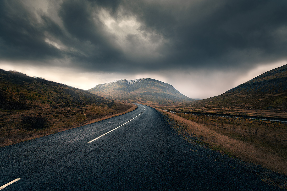 Gradient mask applied to landscape photograph for smooth sky-to-foreground exposure blending without harsh transitions